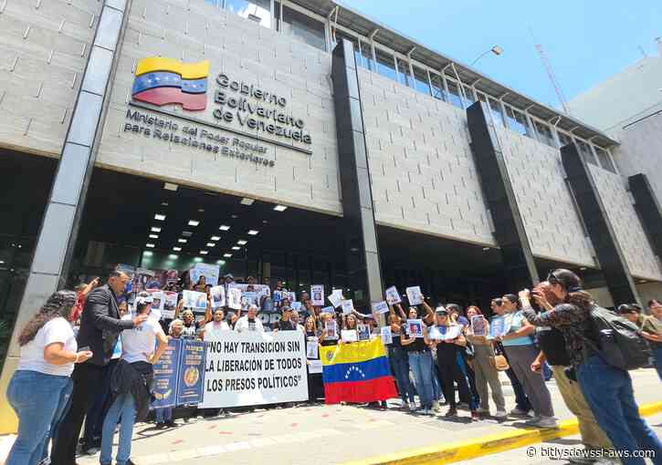 Familiares de presos políticos exigieron ante la Cancillería el ingreso a Venezuela de la CIDH y de la Misión de Determinación de Hechos de la ONU