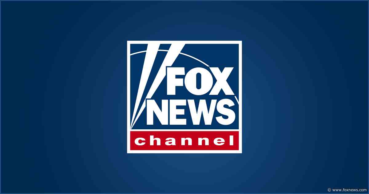 Trump urges Jeanine Pirro to revisit dropped Lincoln Memorial Reflecting Pool vandalism case