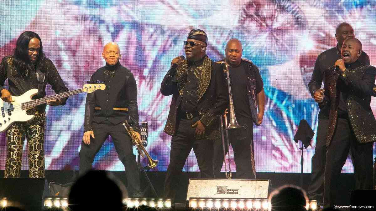 Earth, Wind & Fire abruptly postpones show after band member’s medical emergency