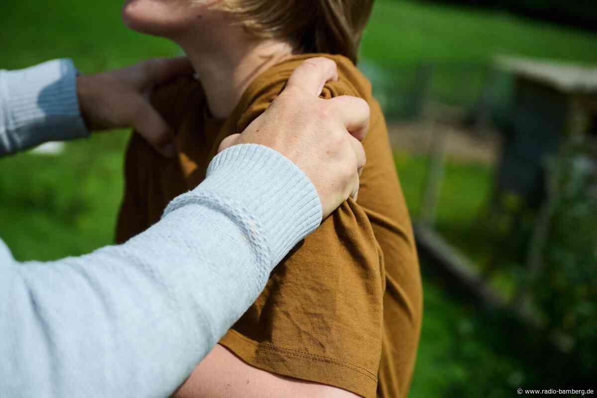 Neue Kinderschutz-Hotline zieht positive Zwischenbilanz
