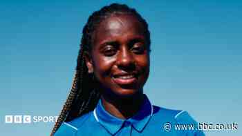 Birmingham sign striker Effa Effa for £100K