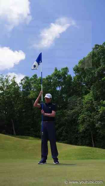 Facing a blind chip? Have someone hold the flagstick above the hole! ⛳️