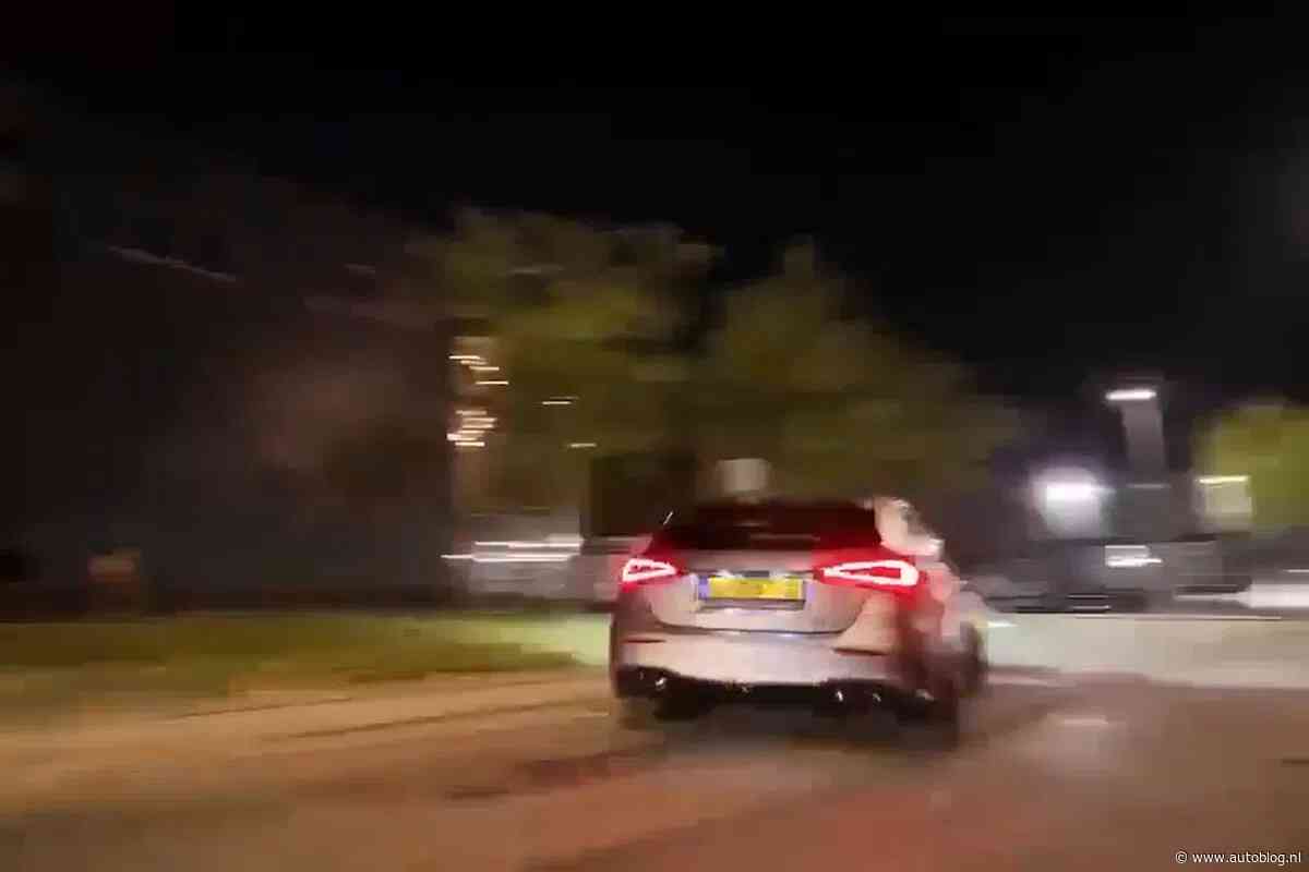 Au: A45 AMG crasht tijdens verlaten meeting in Amsterdam