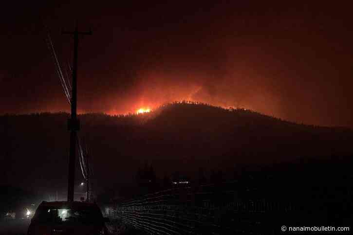 UPDATE: All of Summerland ordered to evacuate as wildfire approaches Highway 97