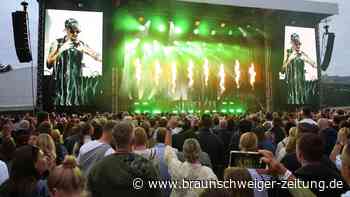 Robin Schulz in Wolfsburg: Die 98 besten Bilder von Konzert und Publikum
