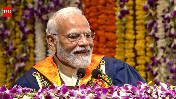 'Keep your curiosity alive': PM Modi addresses IIT Delhi graduates; highlights rapid tech shift