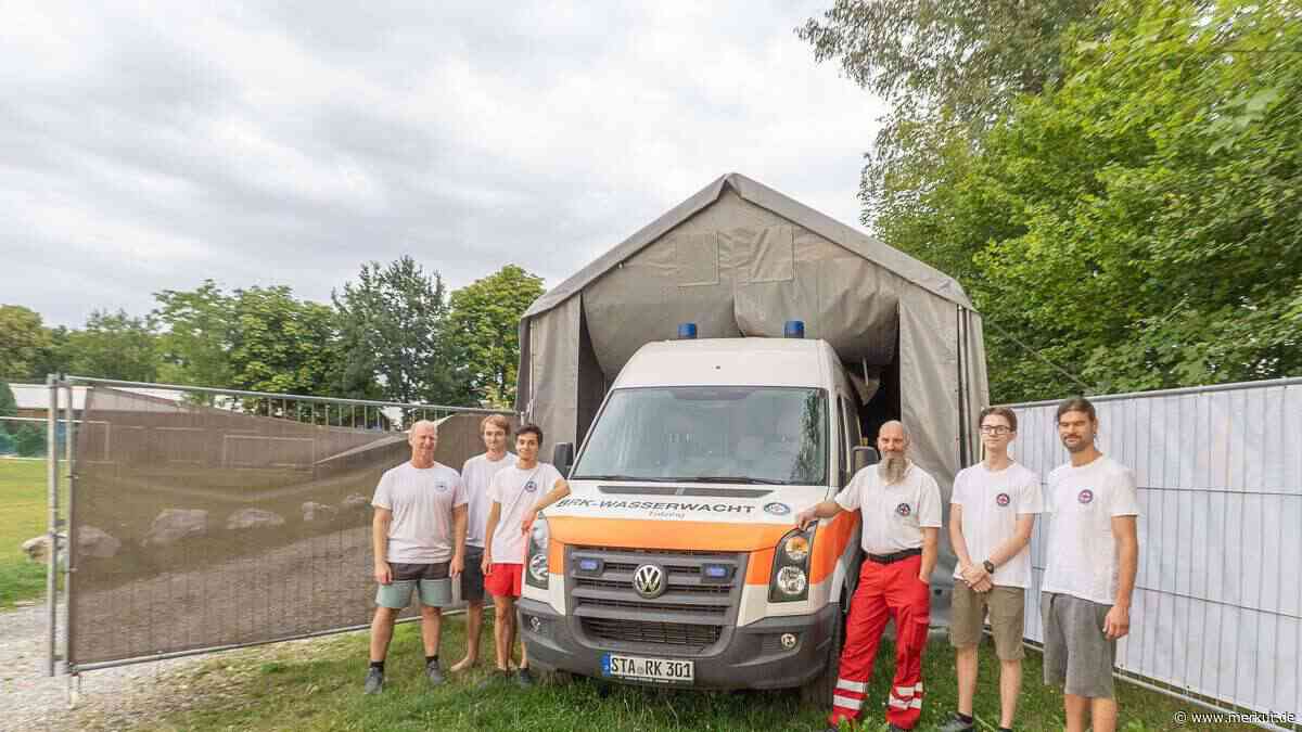 Fahrzeuge seit zehn Jahren im Zelt: Wasserwacht wartet auf Halle