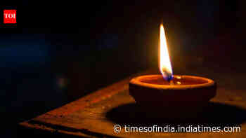 Why do we light diyas? 5 spiritual meanings behind this everyday ritual