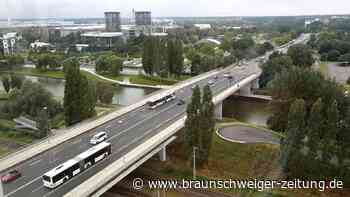 Verkehrschaos rund ums VfL-Spiel: Polizei Wolfsburg warnt