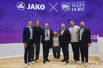 Auf Athlete Club von Jako mit dem Ulmer Fußballer Dennis Chessa folgt Jubiläumstrikot fürs Stuttgarter Weindorf
