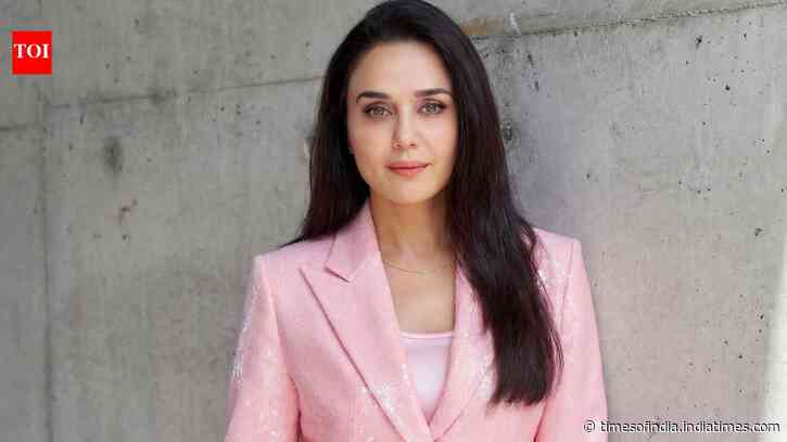 'I want you to be the master of your destiny': Preity Zinta’s father gave her this one lesson about education that every parent should teach their daughter