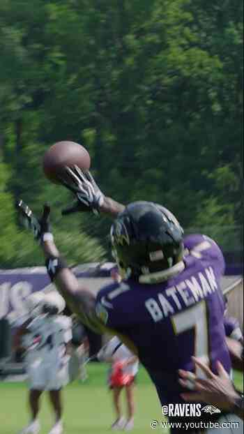 Lamar Jackson finds Rashod Bateman in Training Camp Practice