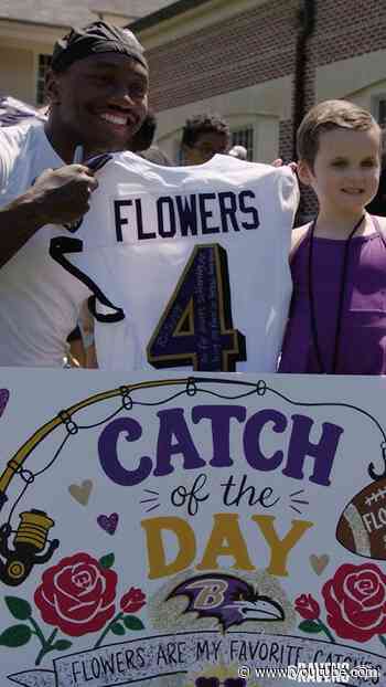 Zay’s good luck charm came to visit him on extension day 💜 #zayflowers