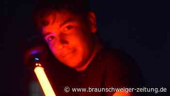 Lichtschwerter, Metal,  Ossi-Döner: Schönywood ist gestartet