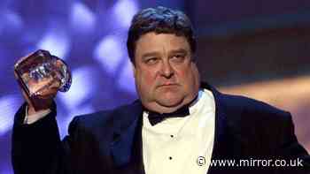 Sitcom star John Goodman looks unrecognisable after 14 stone weight loss
