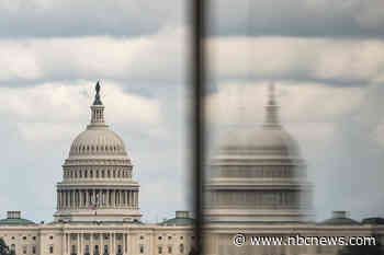 Senate passes short-term bill to prevent a shutdown before the midterm elections
