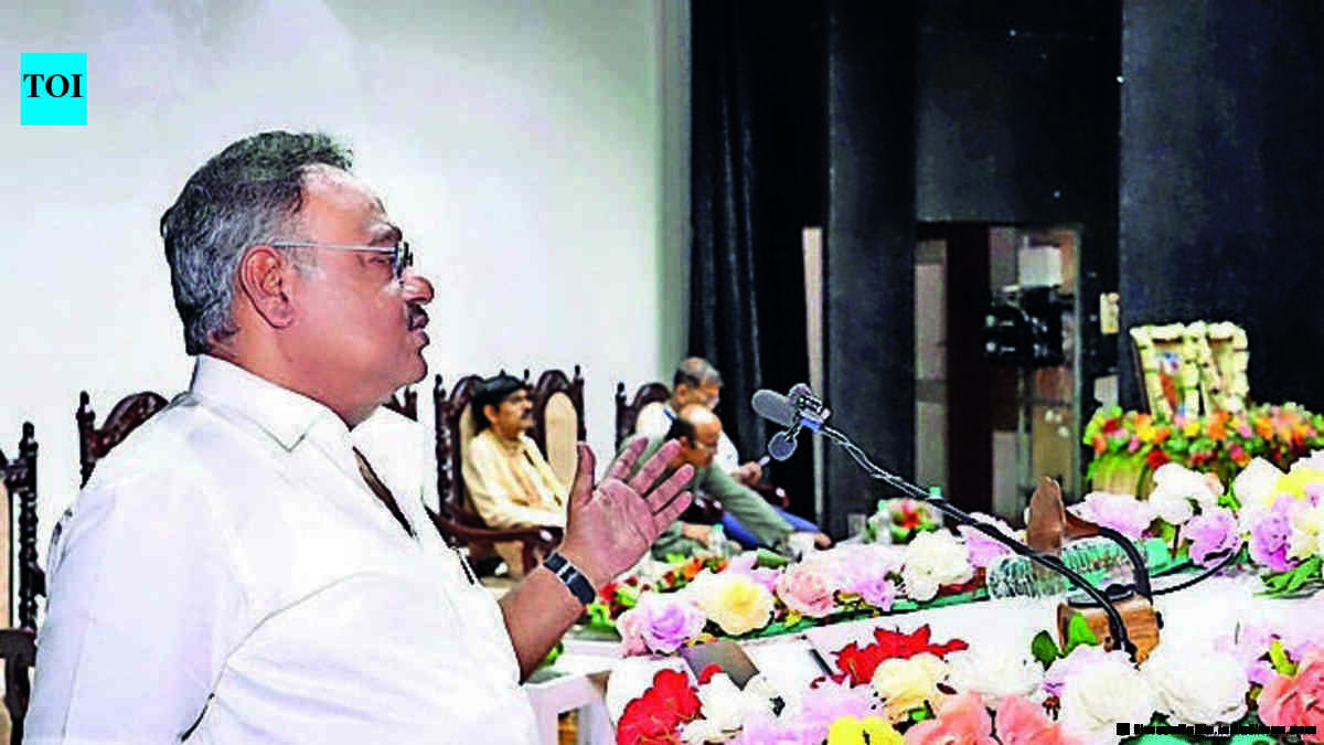 ‘Can’t wipe out deviations, but BJP won’t tolerate discipline’: Samik warning to workers