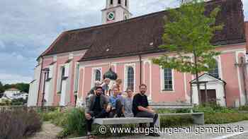Diese beiden Familien haben sich ein Kloster gekauft