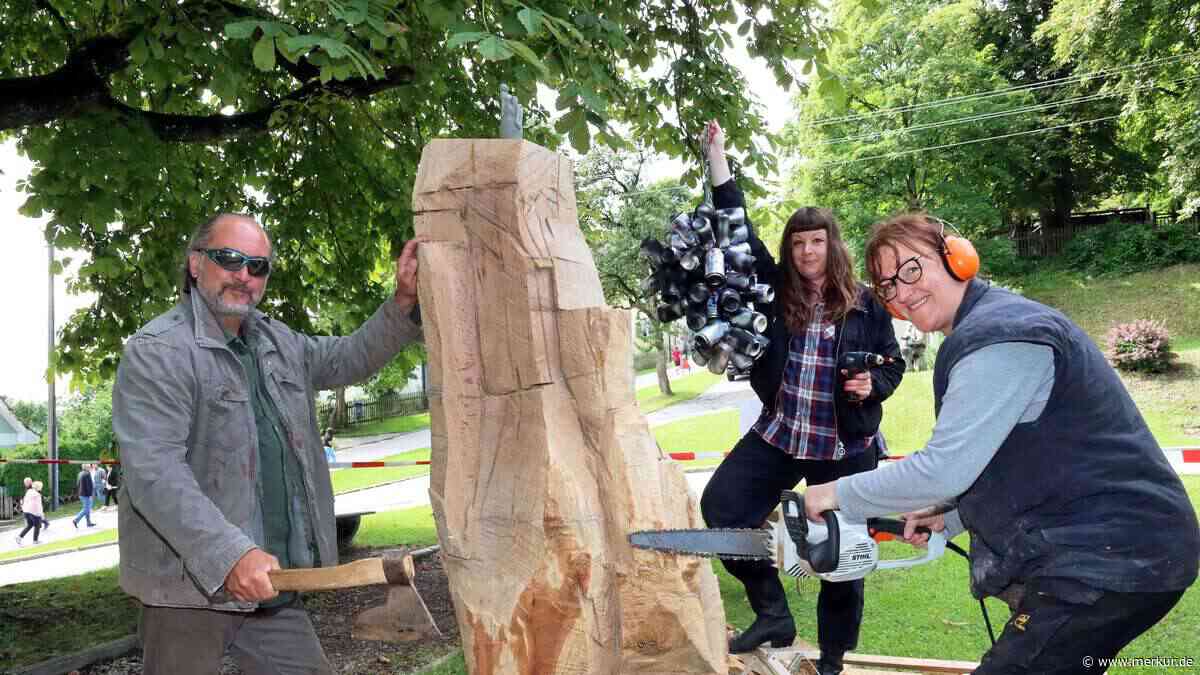 Künstler erschaffen am Klosterbräustüberl Andechs live Bier-Kunstwerke