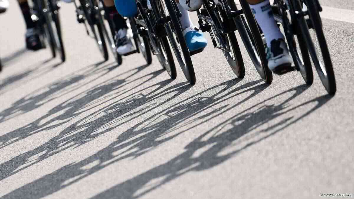 Nach Streit um Fahrbahnbreite: 73-Jähriger rammt Radfahrer-Gruppe in Italien