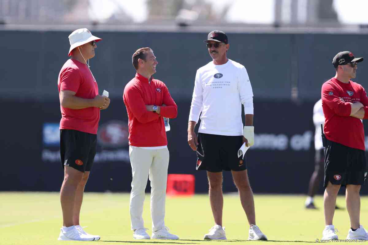Kyle Shanahan shows small signs of improved health at 49ers camp