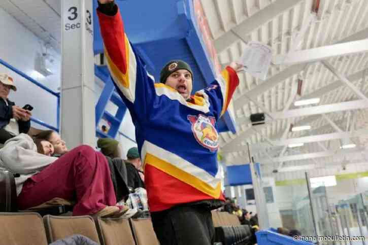 BCHL to oversee Island hockey league under renewed deal