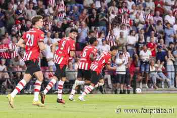 Kijkers zijn woest: PSV op cruciaal moment geholpen door de scheidsrechter