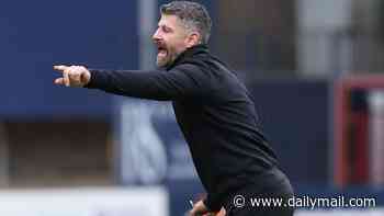 Furious boss Stephen Robinson brands Aberdeen's display at Dundee 'unacceptable'