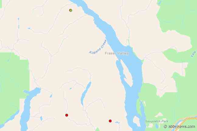2 wildfires burn in Hemlock Valley area