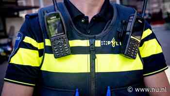 Man in Uden rijdt met gestolen auto in op politiewagen, agent gewond