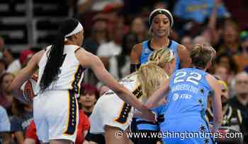 DiJonai Carrington ejected after foul on Sophie Cunningham, accuses Fever of 'white privilege'
