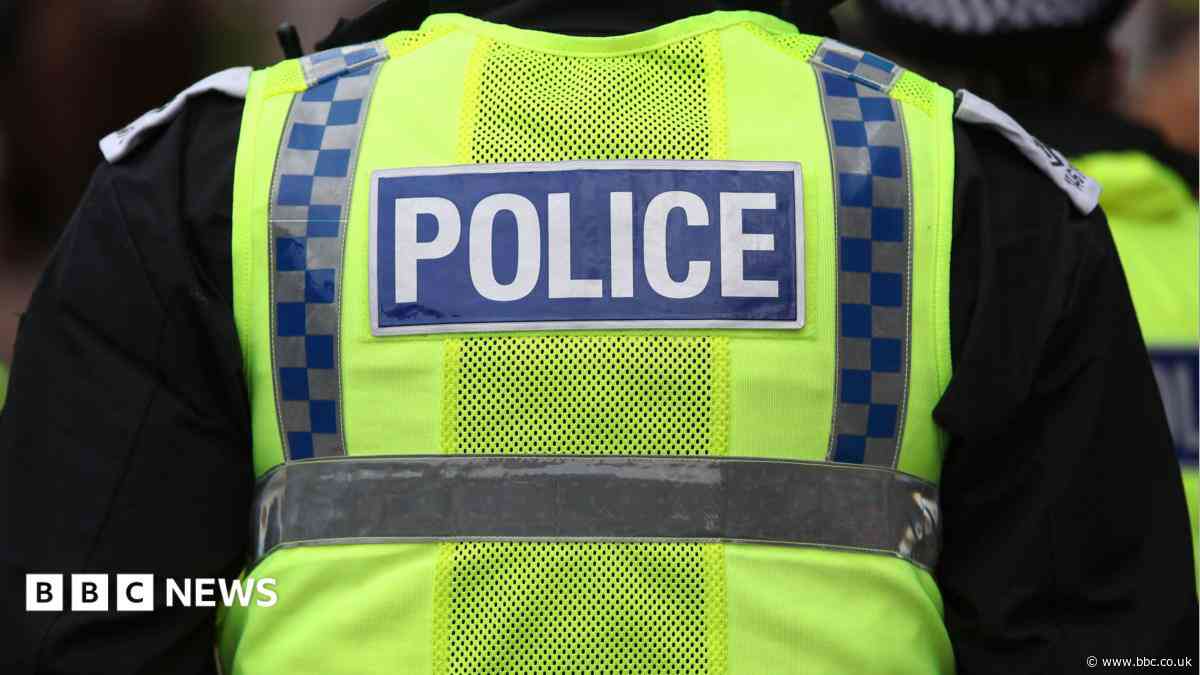 Police make 49 arrests in first month of Edinburgh city centre crackdown