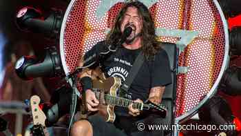 Dave Grohl popped into a popular Chicago pub ahead of Foo Fighters show at Soldier Field