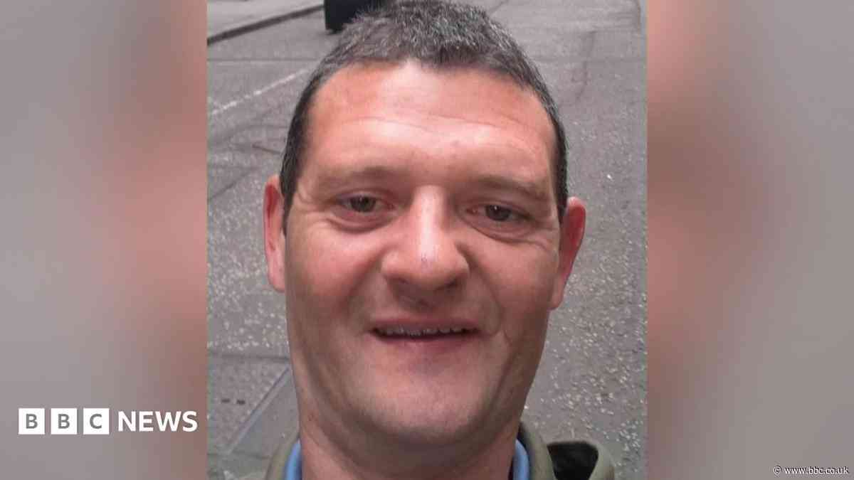Man, 25, charged over alleged murder in Glasgow flats