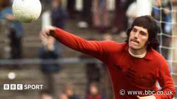 Wolves legend Parkes dies aged 79