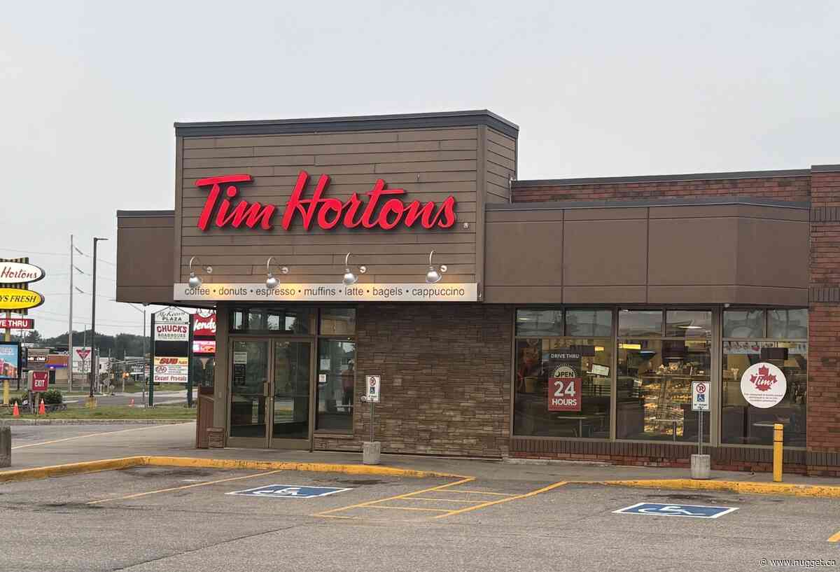 Tim Hortons, health unit seek stricter smoking rules at entrances