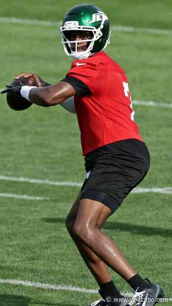 Will Geno Smith BEAT Ryan Fitzpatrick's #Jets Record? #shorts #NFL (BADLANDS)