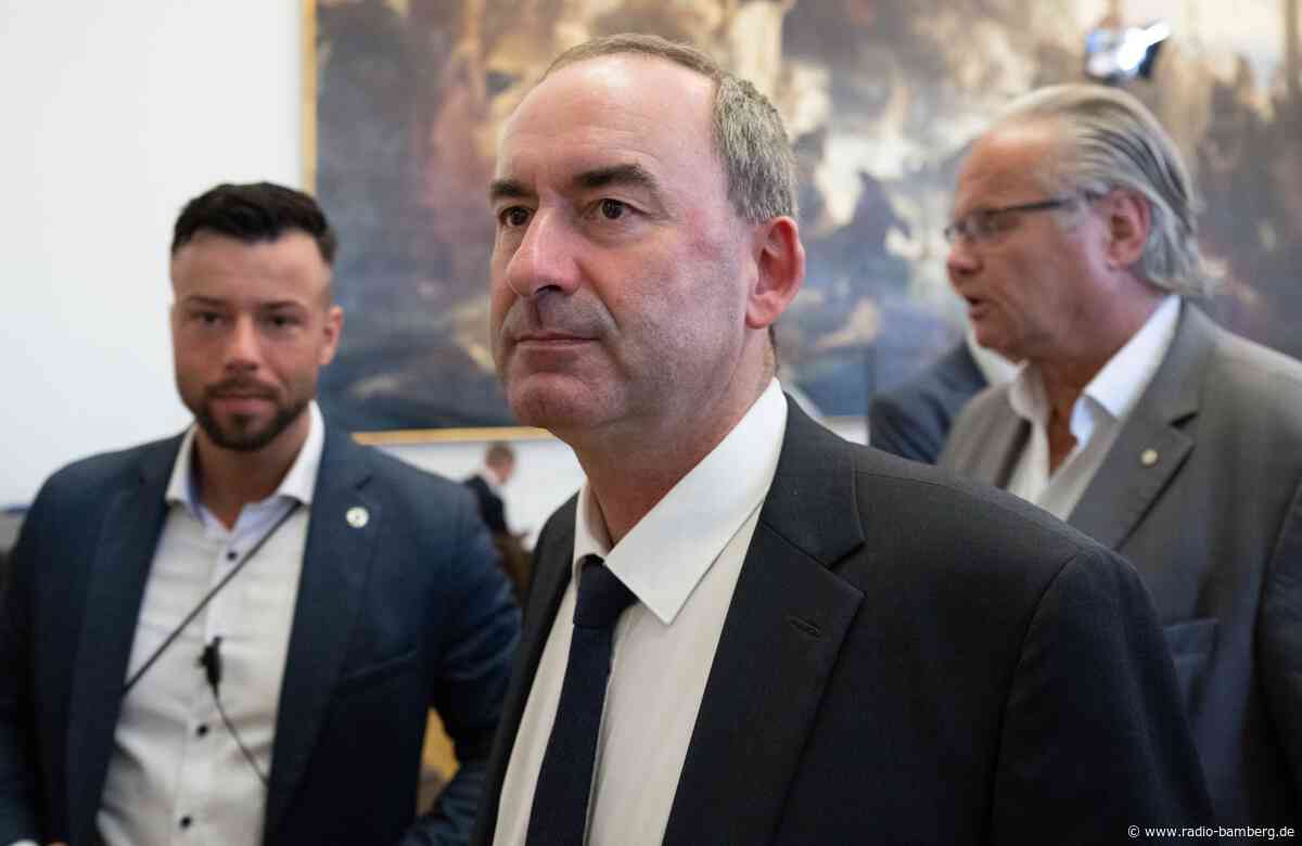 Erneut Ermittlungen gegen Aiwangers Ex-Lehrer