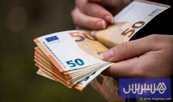 عودة الجالية تعزز نشاط سوق الصرف بالمغرب و