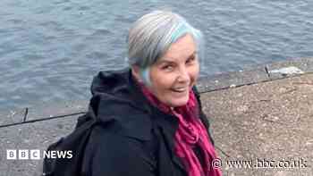 'Wonderful mum' dies of injuries after A26 crash