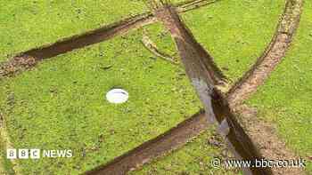 Bikers cause 'disgraceful' damage to golf course