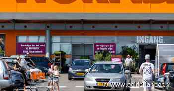 Hondsbrutale Hornbach-medewerker heeft lak aan alles: ‘Jullie horen van mijn advocaat!’