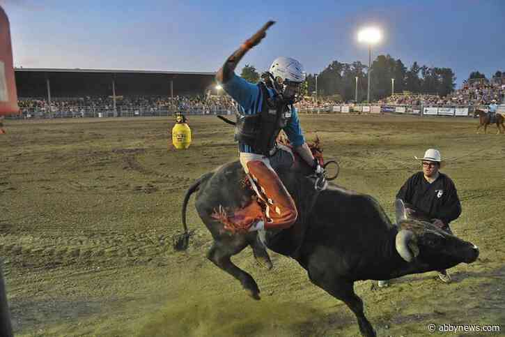PHOTOS: Wild ride at the Chilliwack Rodeo