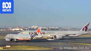 Planes in tarmac near-miss at Sydney Airport