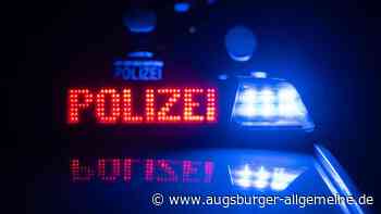 Rund 3000 Euro Schaden: Unbekannter beschädigt geparktes Auto in Pfuhl