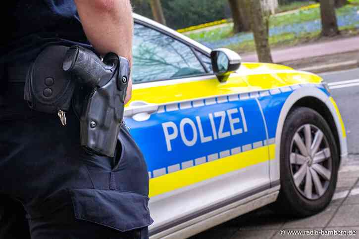 Fußgänger stirbt nach Schlägen – Fahnder suchen Autofahrer