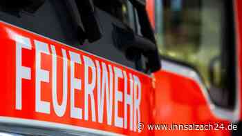 A94 bei Mühldorf gesperrt: Brennendes Fahrzeug sorgt für starke Rauchentwicklung