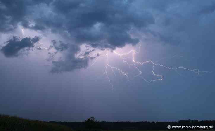 DWD warnt vor Hitze, Gewittern und Hagel in Bayern
