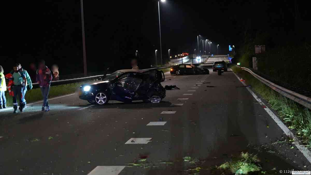 Forse aanrijding op N370 bij knooppunt Boterdiep, ringweg afgesloten