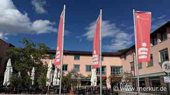Gewinn der Sparkasse Dachau halbiert sich auf 5,1 Millionen Euro